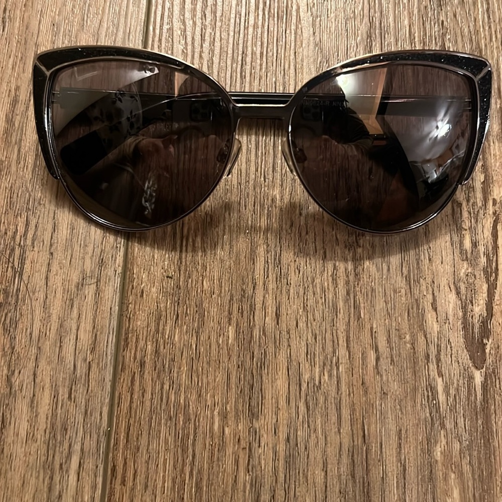 Nanette Lepore glitter sunglasses